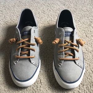 Sperry Crest Vibe Slip-on Sneakers (Size 8, Gray)